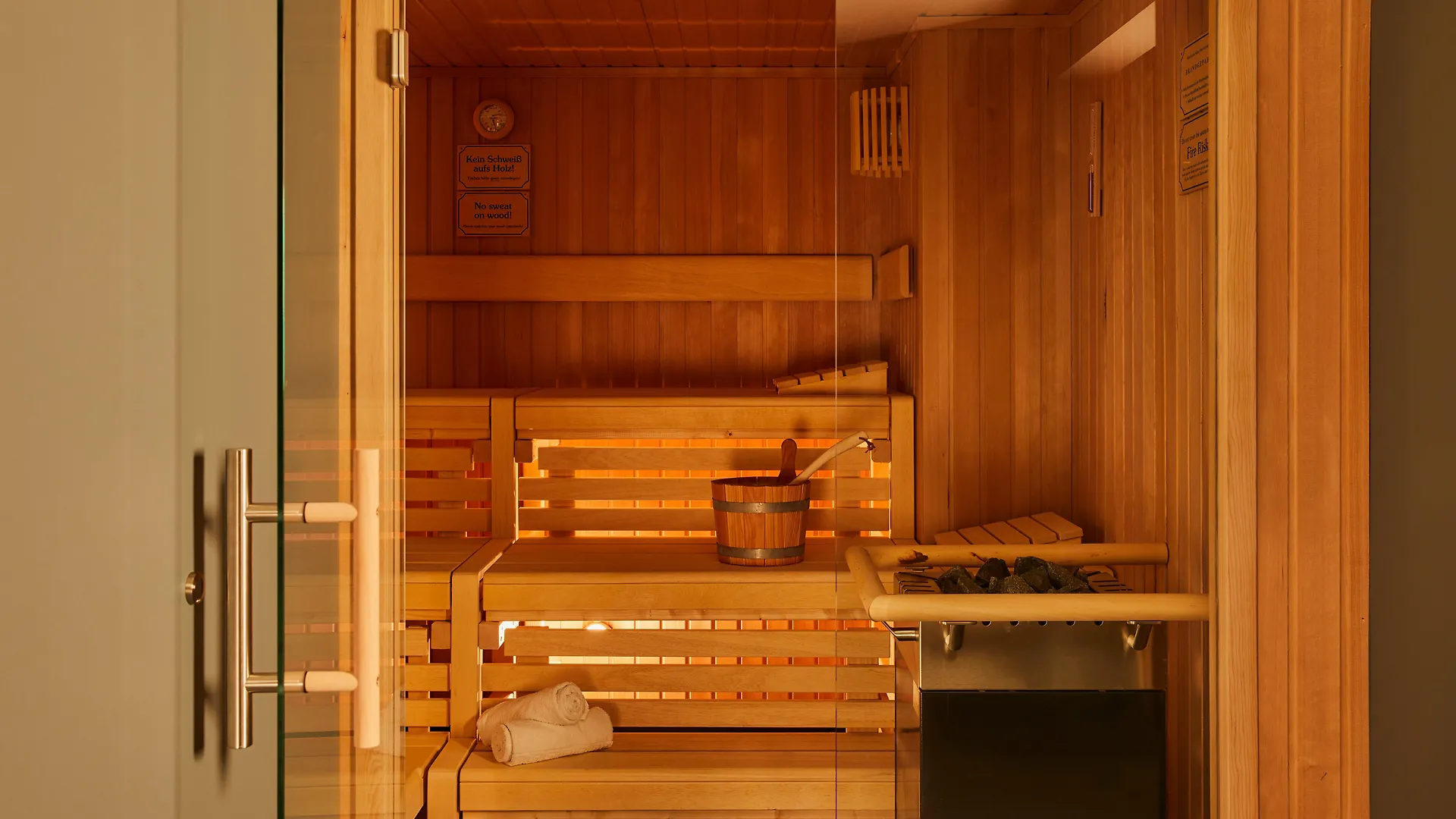 **** Hotel Crowne Plaza Hamburg-City Alster By Ihg Germany